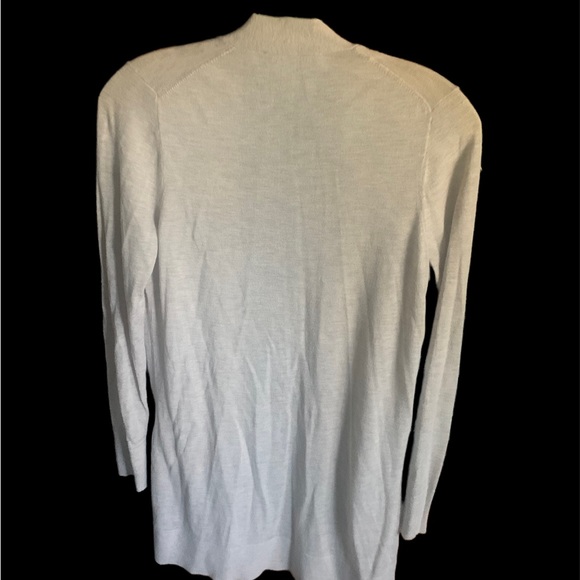 Loft long sleeve, 2 pocket, wool blend sweater - Picture 2 of 6